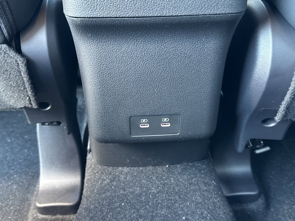 New 2027 Mitsubishi Outlander Sport SE FWD image 29