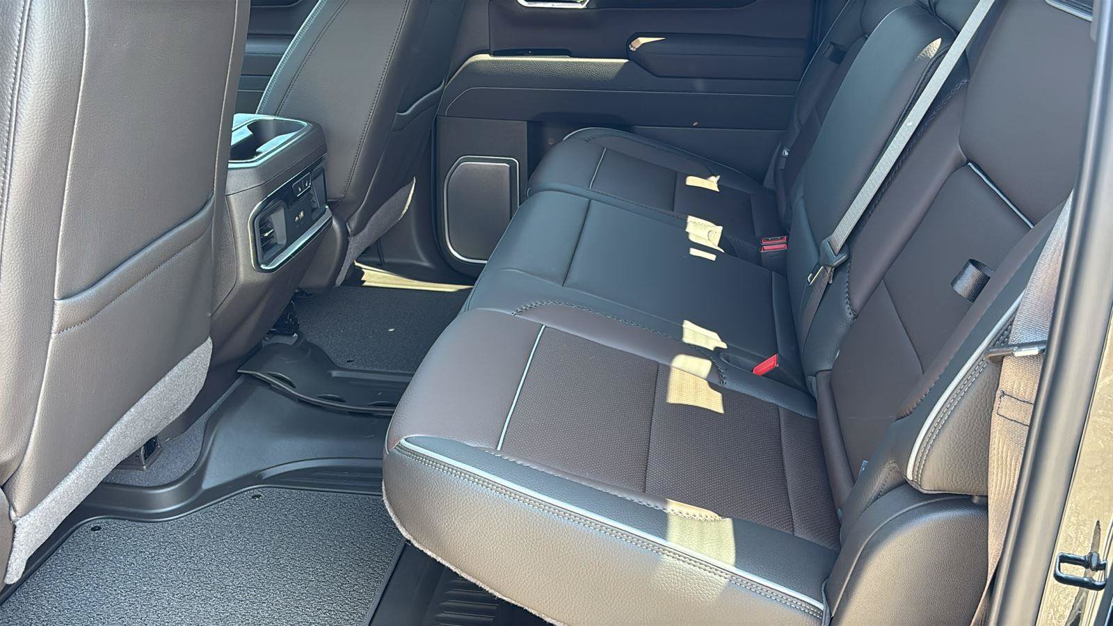 New 2026 GMC Sierra 1500 Denali AWD/4WD image 18