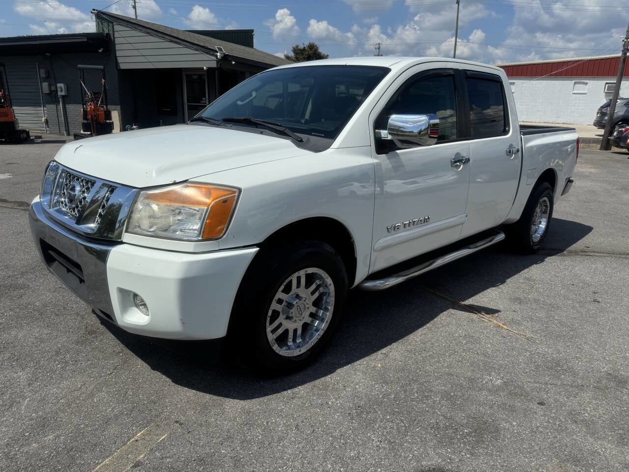 Used 2013 Nissan Titan SV image 28