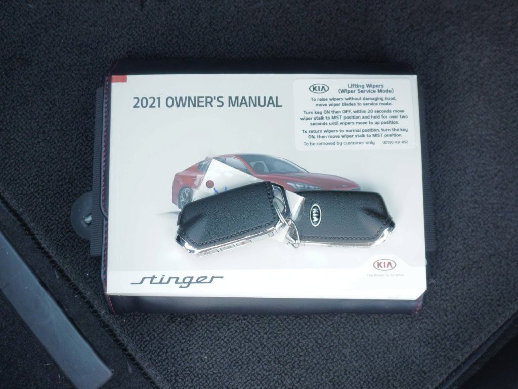 Used 2021 Kia Stinger GT2 image 27
