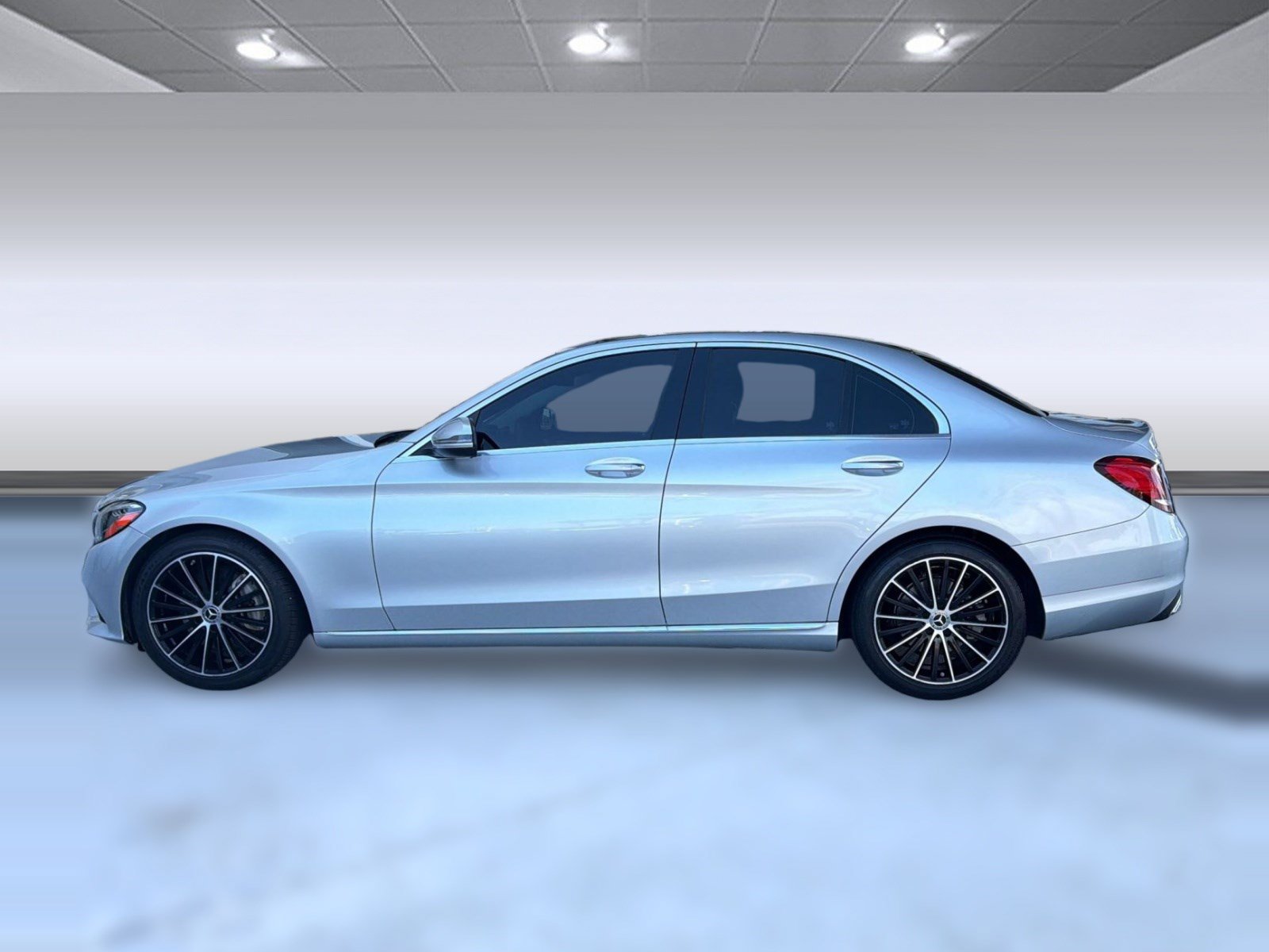 Used 2021 Mercedes-Benz C 300 Sedan image 2