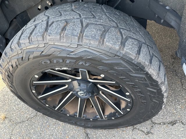 Used 2017 Ford F150 Lariat image 13