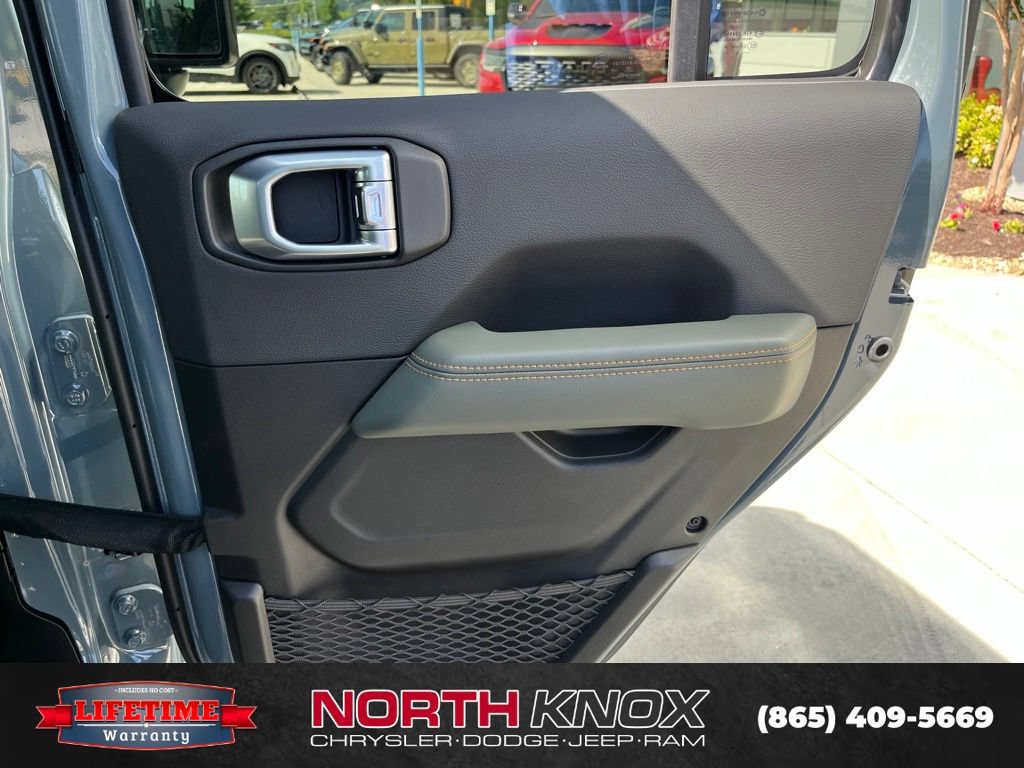 New 2026 Jeep Gladiator Mojave AWD/4WD image 23