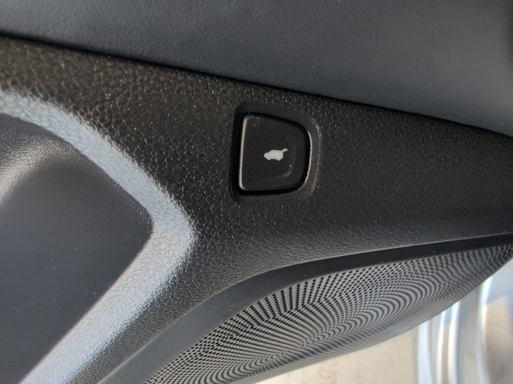 Certified 2025 Acura RDX SH-AWD w/ Advance Package image 12