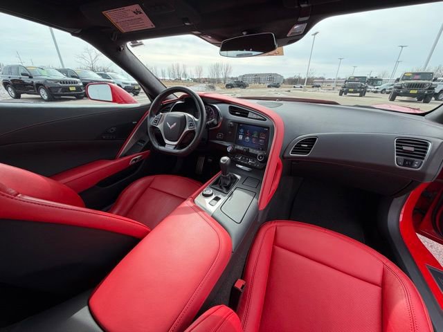 Used 2015 Chevrolet Corvette Z06 w/ 3LZ Preferred Equipment Group image 32