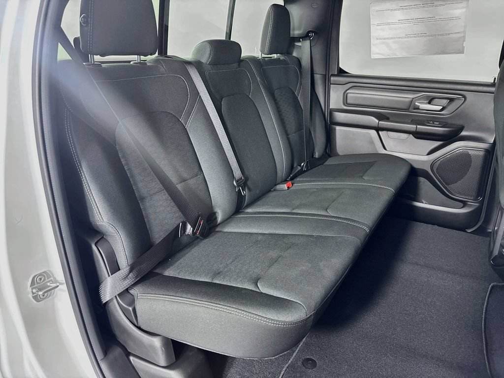 New 2026 RAM 1500 Express AWD/4WD image 18