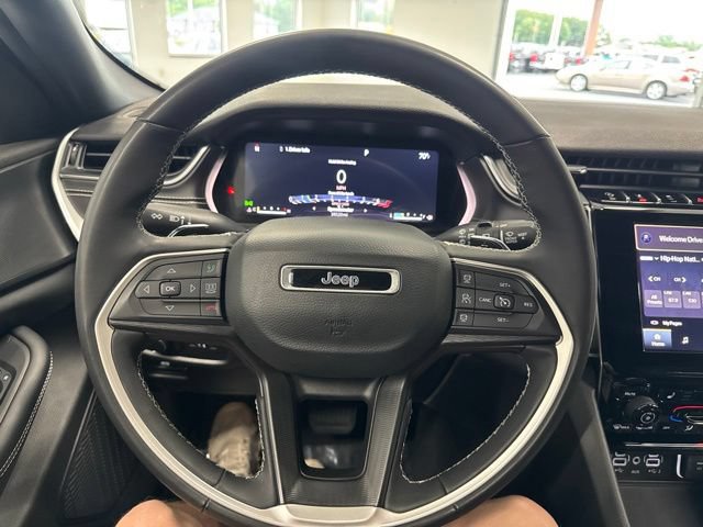 Used 2023 Jeep Grand Cherokee Altitude AWD/4WD image 35