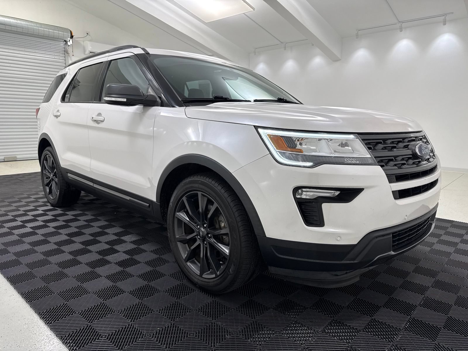 Used 2018 Ford Explorer XLT w/ Equipment Group 202A