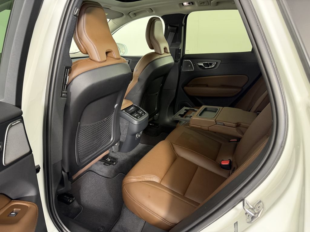 Used 2019 Volvo XC60 T6 Inscription AWD/4WD image 20