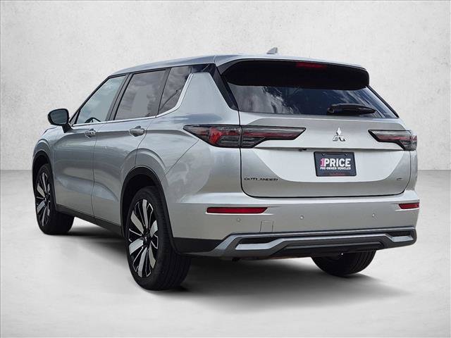 Used 2025 Mitsubishi Outlander SE AWD/4WD image 8