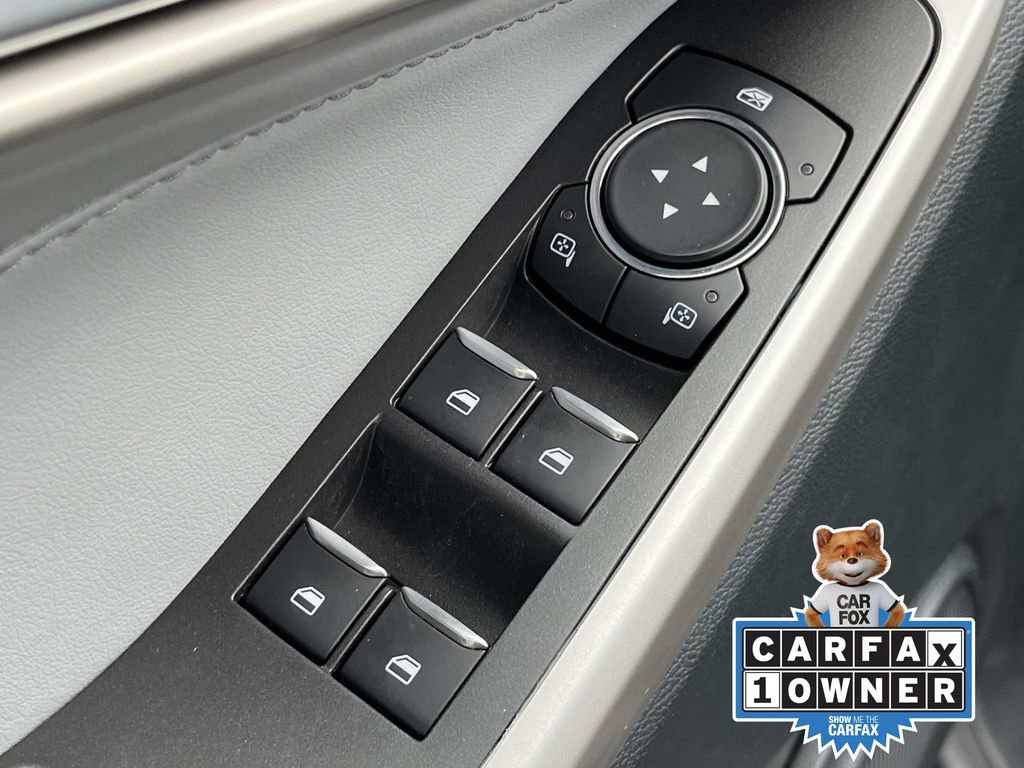 Used 2023 Ford Explorer XLT w/ Equipment Group 202A image 29