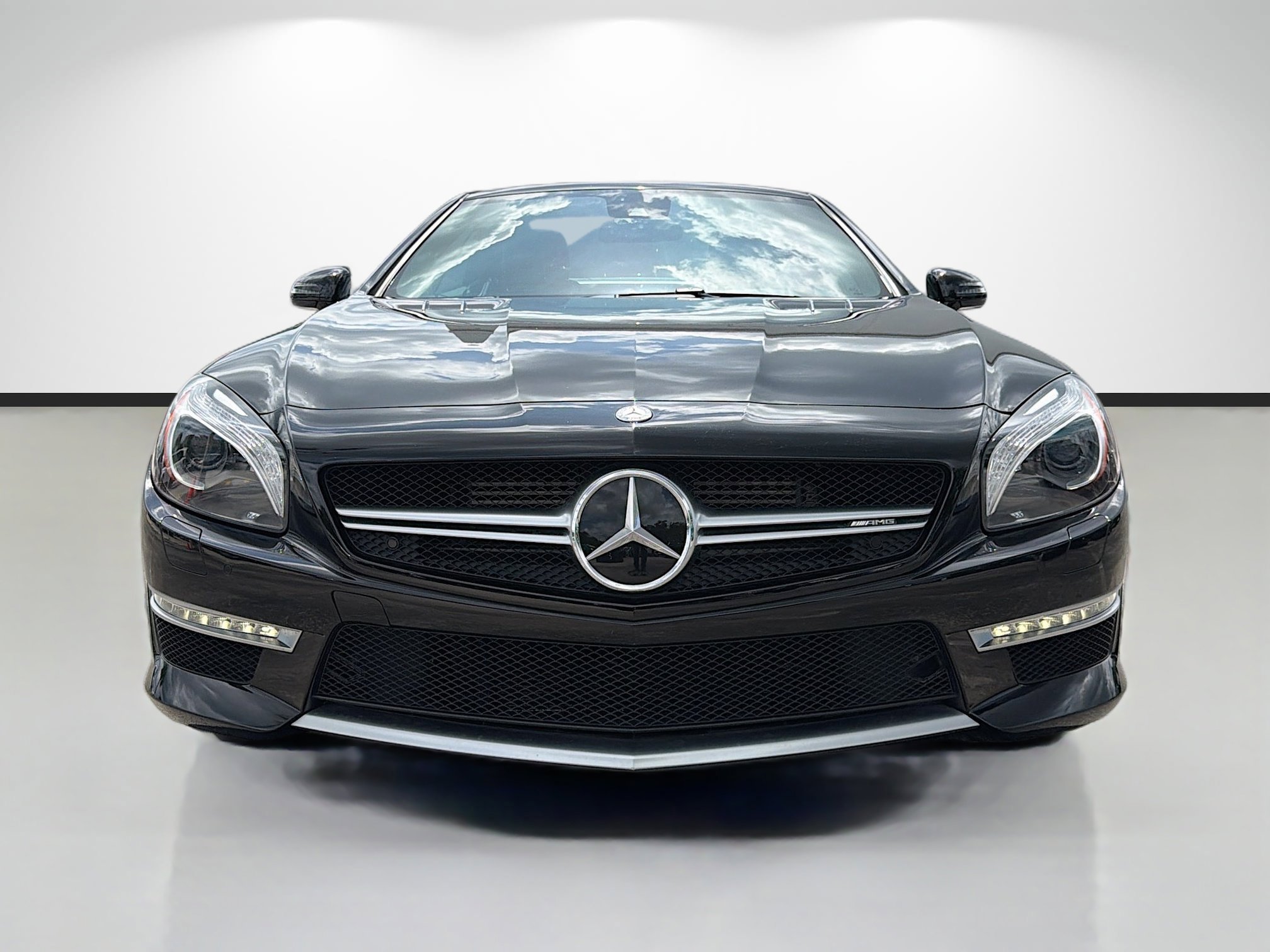 Used 2016 Mercedes-Benz SL 63 AMG w/ Driver Assistance Package image 8