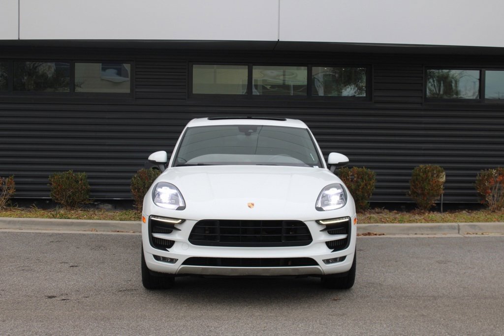Certified 2017 Porsche Macan GTS image 10
