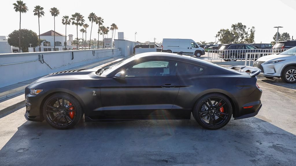 Used 2021 Ford Mustang Shelby GT500 w/ Technology Package RWD image 14