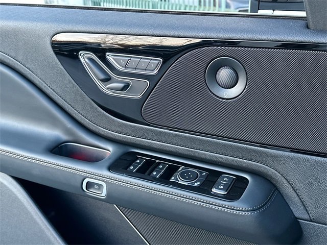 New 2025 Lincoln Aviator Reserve image 26