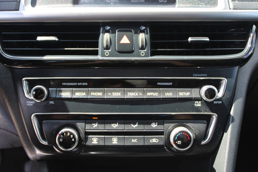 Used 2018 Kia Optima S w/ 18" Alloy Wheels Package image 19