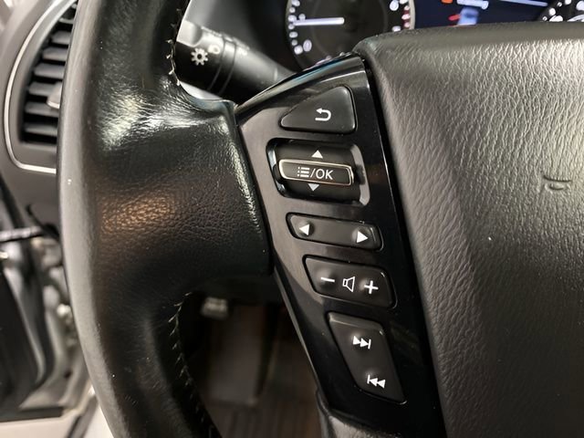 Used 2021 Nissan Armada SL w/ Captain's Chairs Package image 13