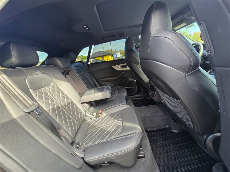 Used 2021 Audi SQ8 Prestige w/ Prestige Package AWD/4WD image 22