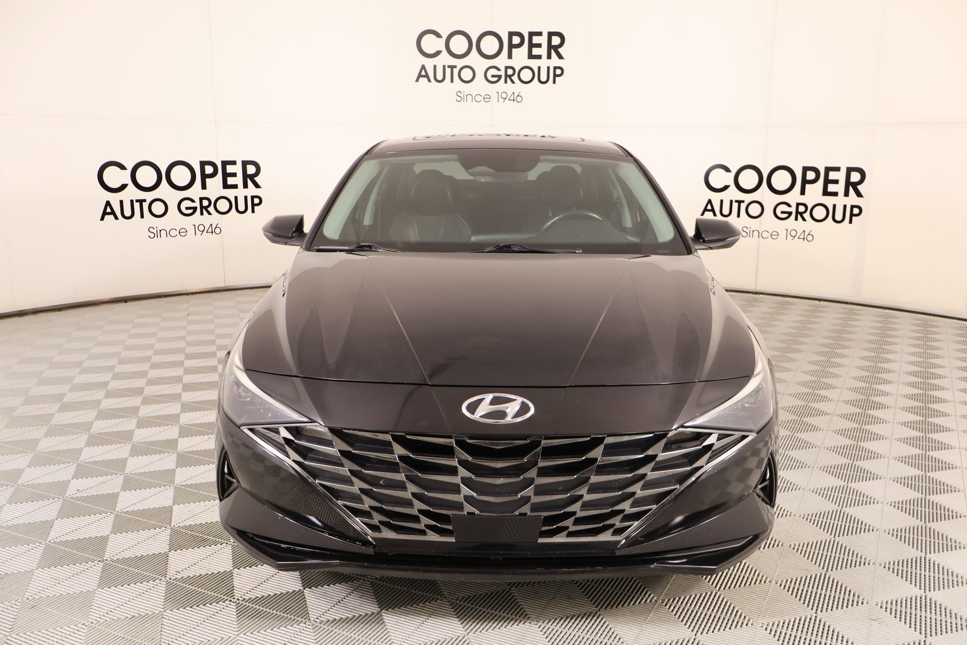 Used 2021 Hyundai Elantra Limited w/ Cargo Package image 10