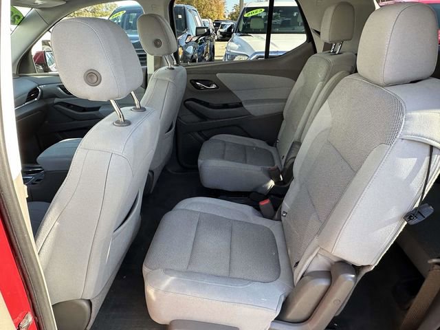 Used 2020 Chevrolet Traverse LT w/ Driver Confidence II Package image 17