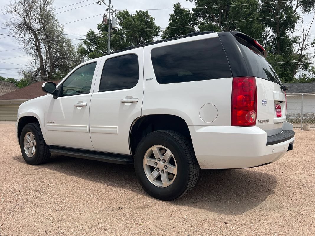Used 2013 GMC Yukon SLT w/ SLT-2 Equipment Package AWD/4WD image 5