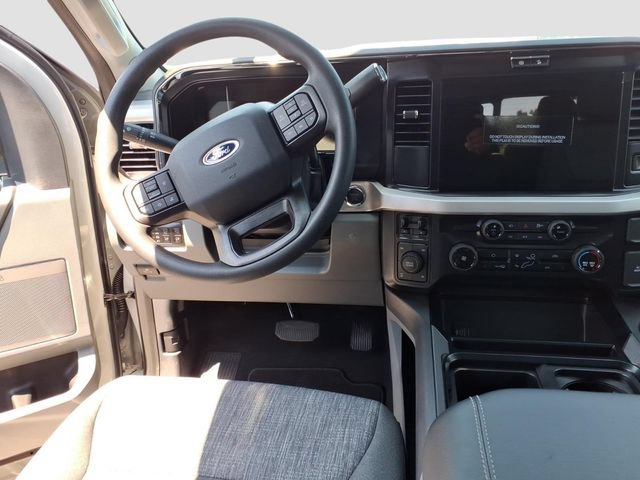 New 2026 Ford F250 XLT w/ XLT Premium Package AWD/4WD image 11