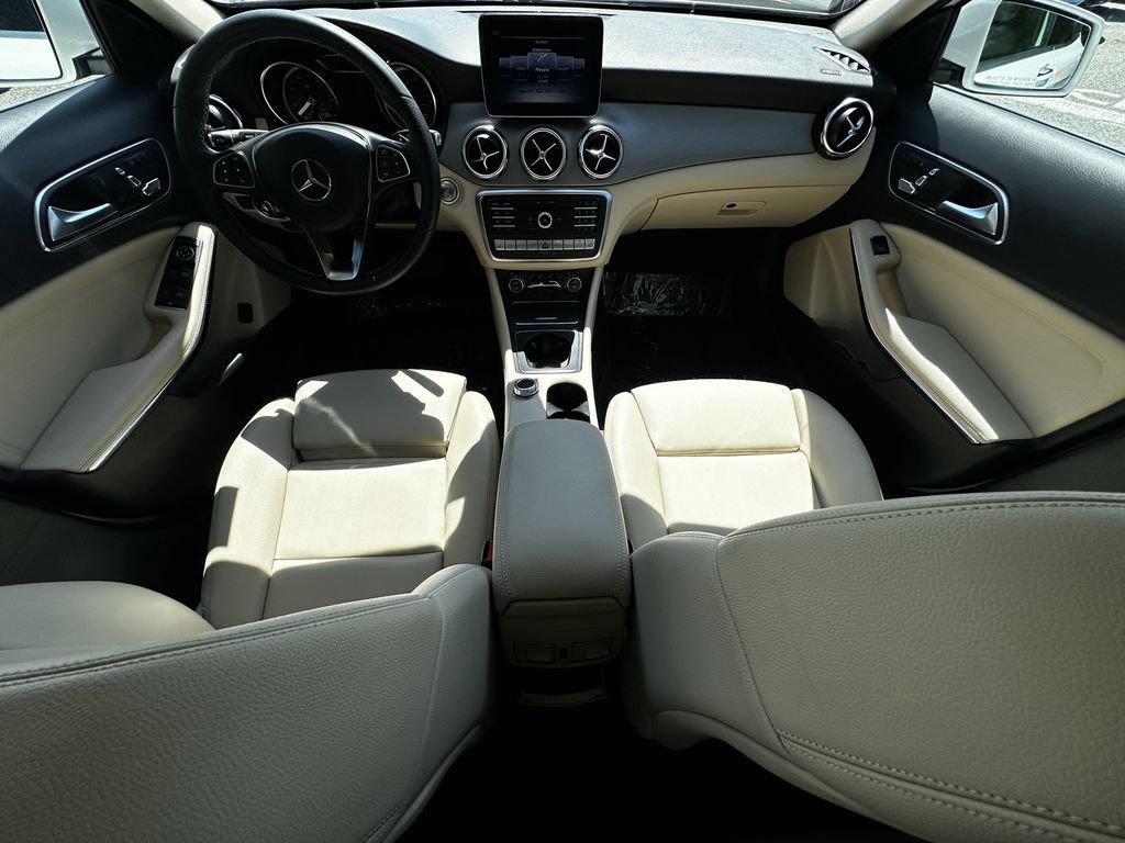 Certified 2020 Mercedes-Benz GLA 250 4MATIC image 27
