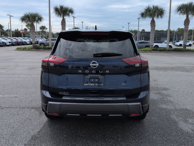 Used 2025 Nissan Rogue SL FWD image 6
