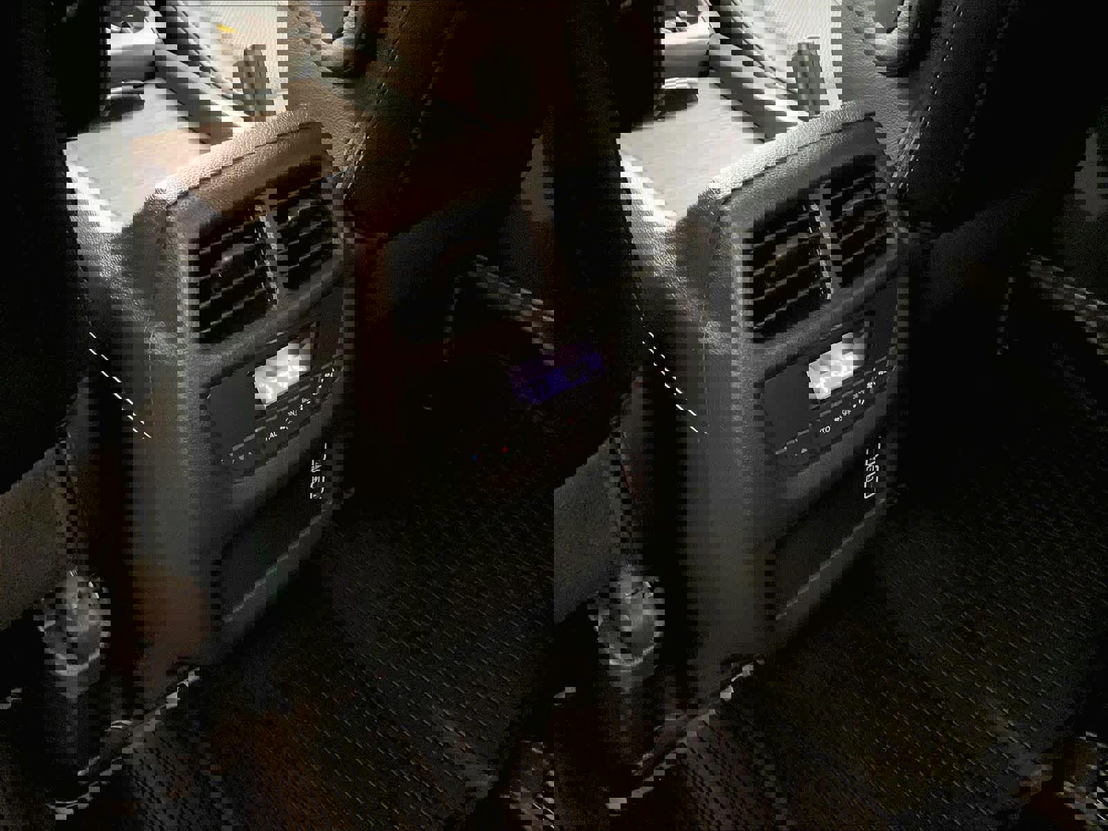 Used 2022 Honda Pilot TrailSport image 29