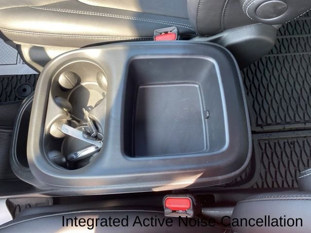 New 2025 Chrysler Pacifica Select w/ Fav Edition Package image 20