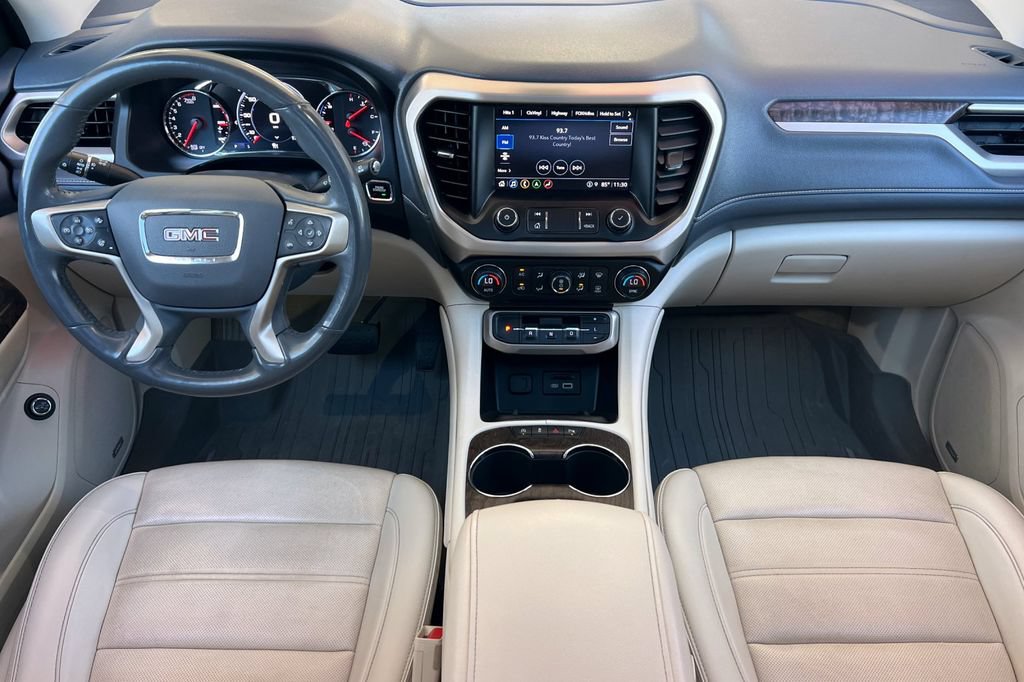 Used 2022 GMC Acadia Denali w/ Denali Ultimate Package AWD/4WD image 15