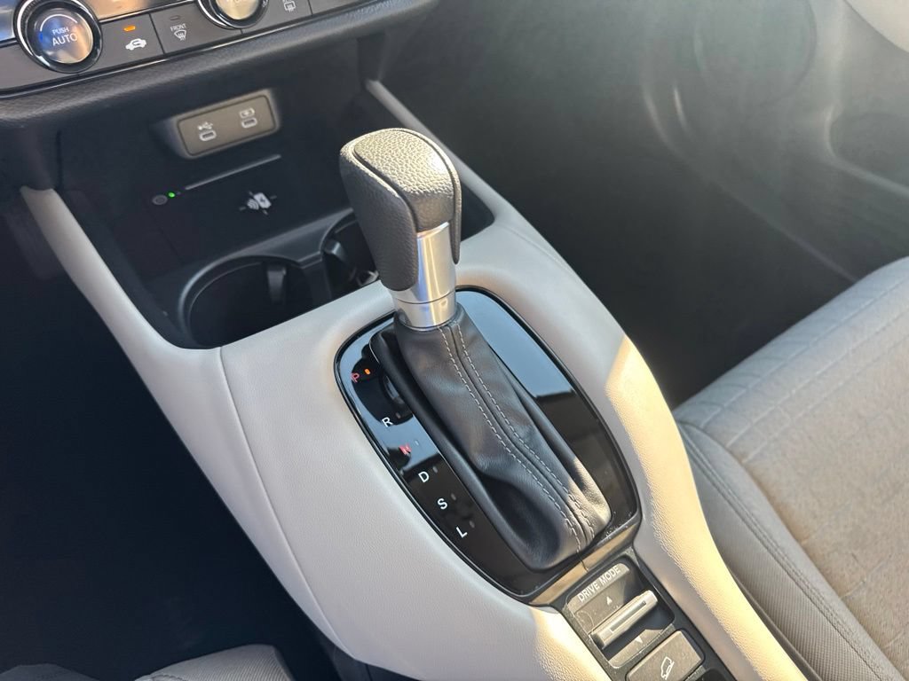 Certified 2026 Honda HR-V LX image 30