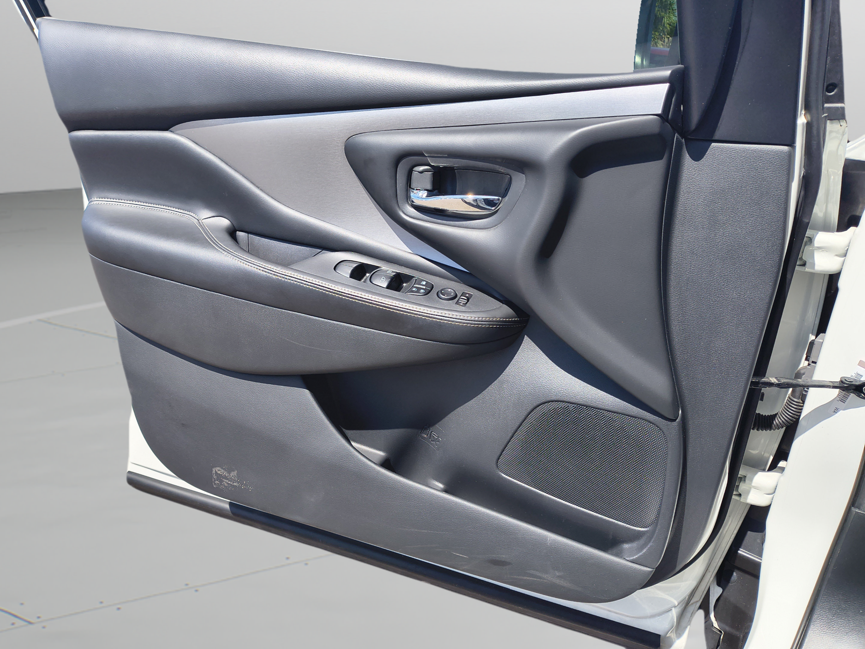 Certified 2020 Nissan Murano S FWD image 23