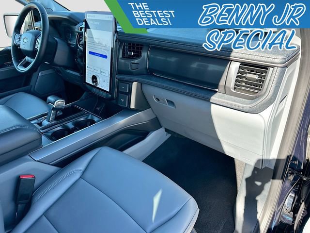 Used 2025 Ford F150 Lightning Flash image 30