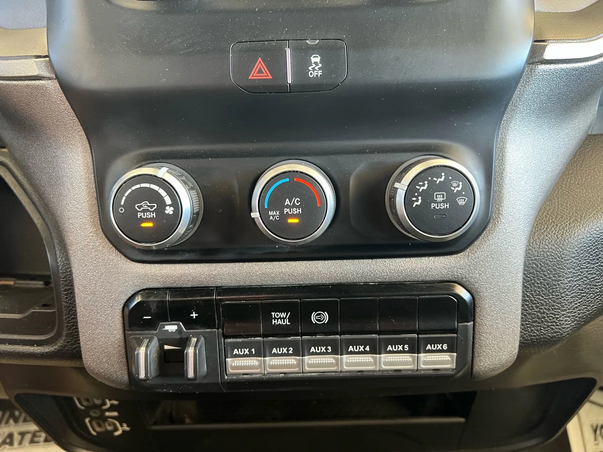 Used 2021 RAM 3500 Tradesman w/ Chrome Appearance Group image 24