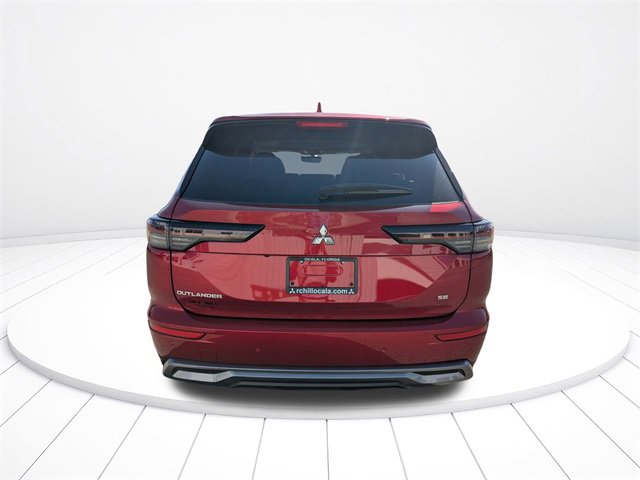 New 2025 Mitsubishi Outlander SE image 5