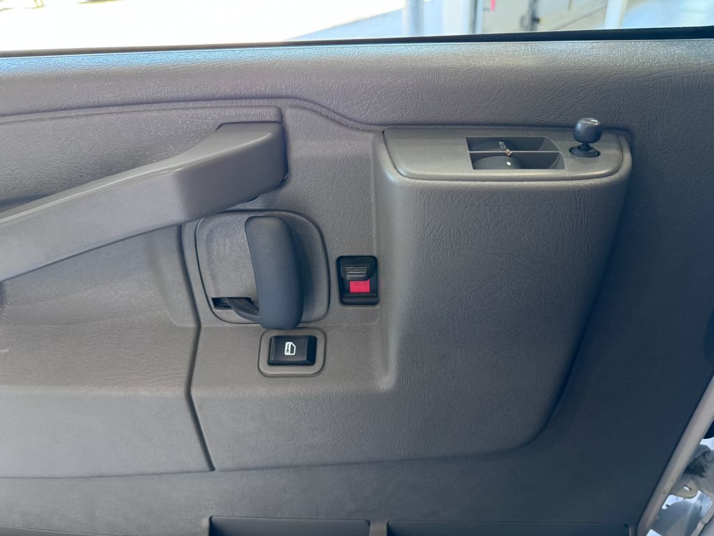 Used 2023 GMC Savana 3500 w/ Driver Convenience Package RWD image 22