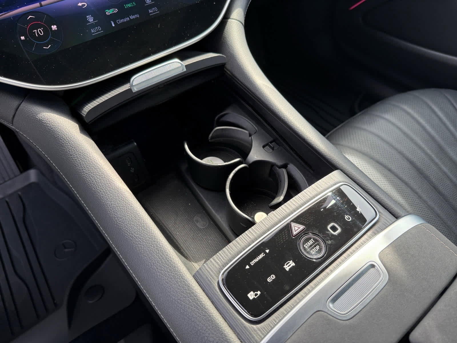 Certified 2022 Mercedes-Benz EQS 580 4MATIC Sedan image 20