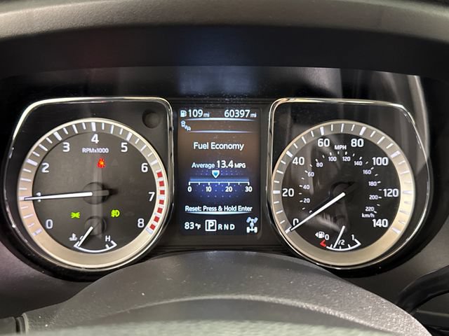 Used 2018 Nissan Titan SL AWD/4WD image 31