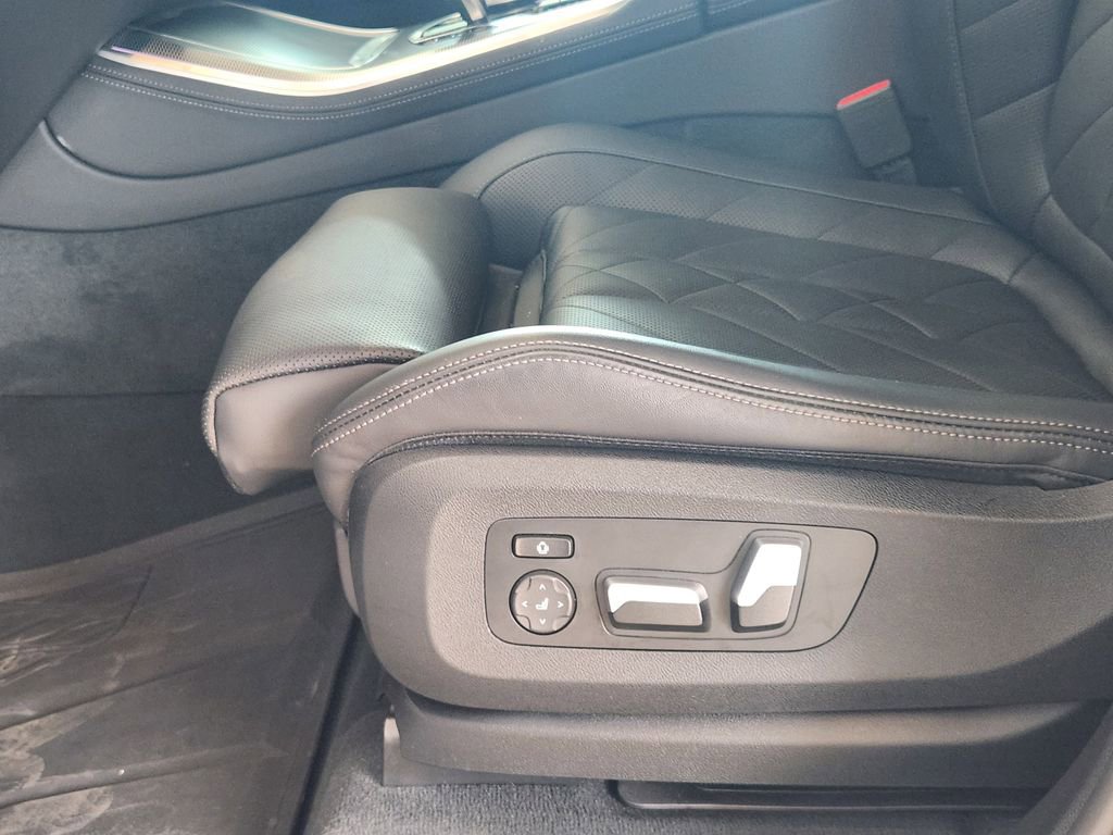Used 2023 BMW X5 sDrive40i w/ M Sport Package image 23