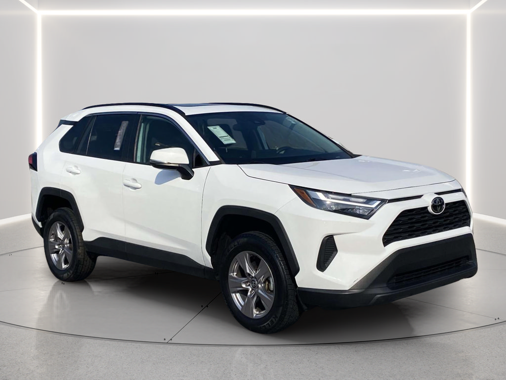 Used 2023 Toyota RAV4 XLE w/ Convenience Package FWD image 6