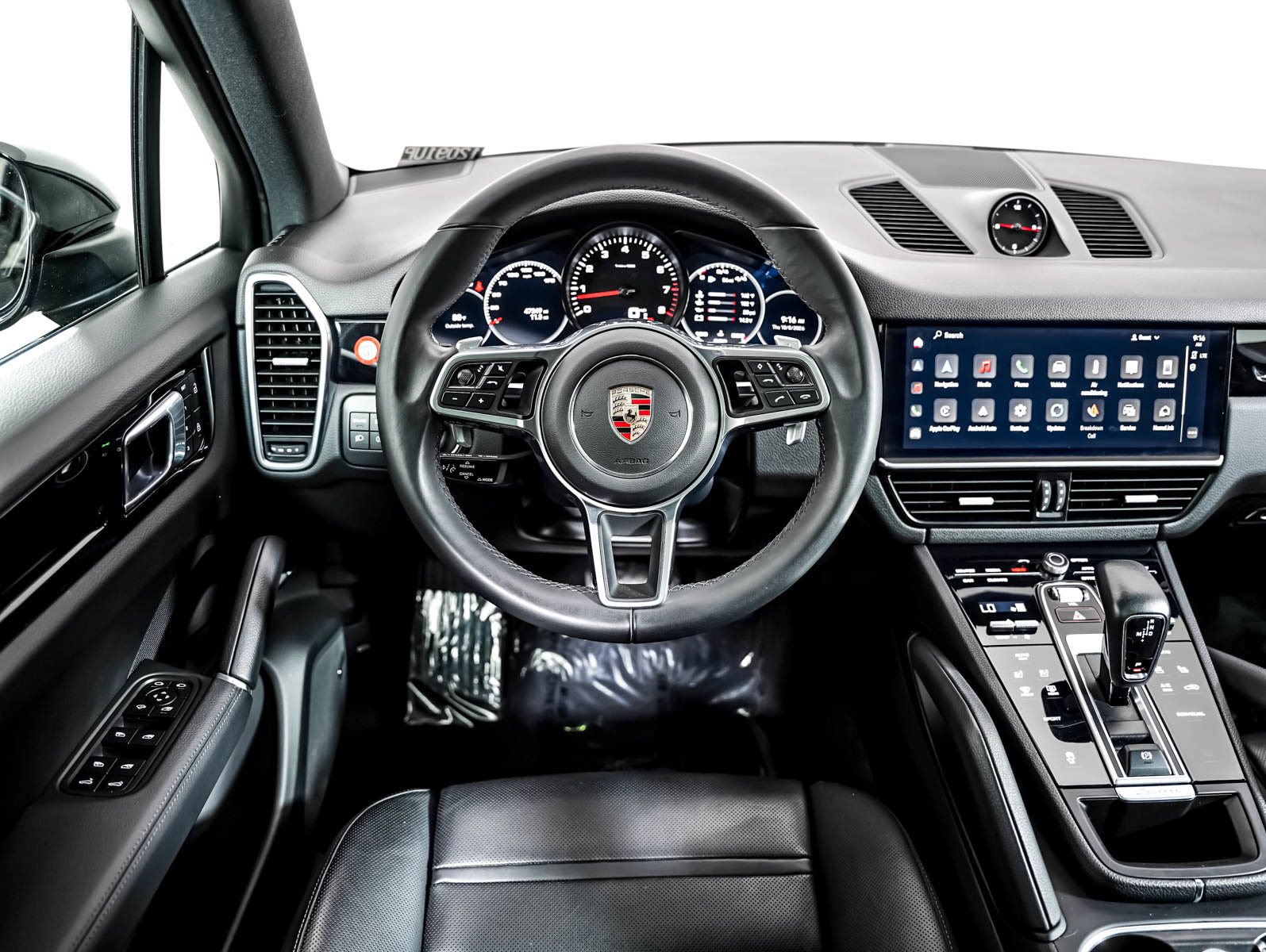 Certified 2023 Porsche Cayenne w/ Premium Package AWD/4WD image 16