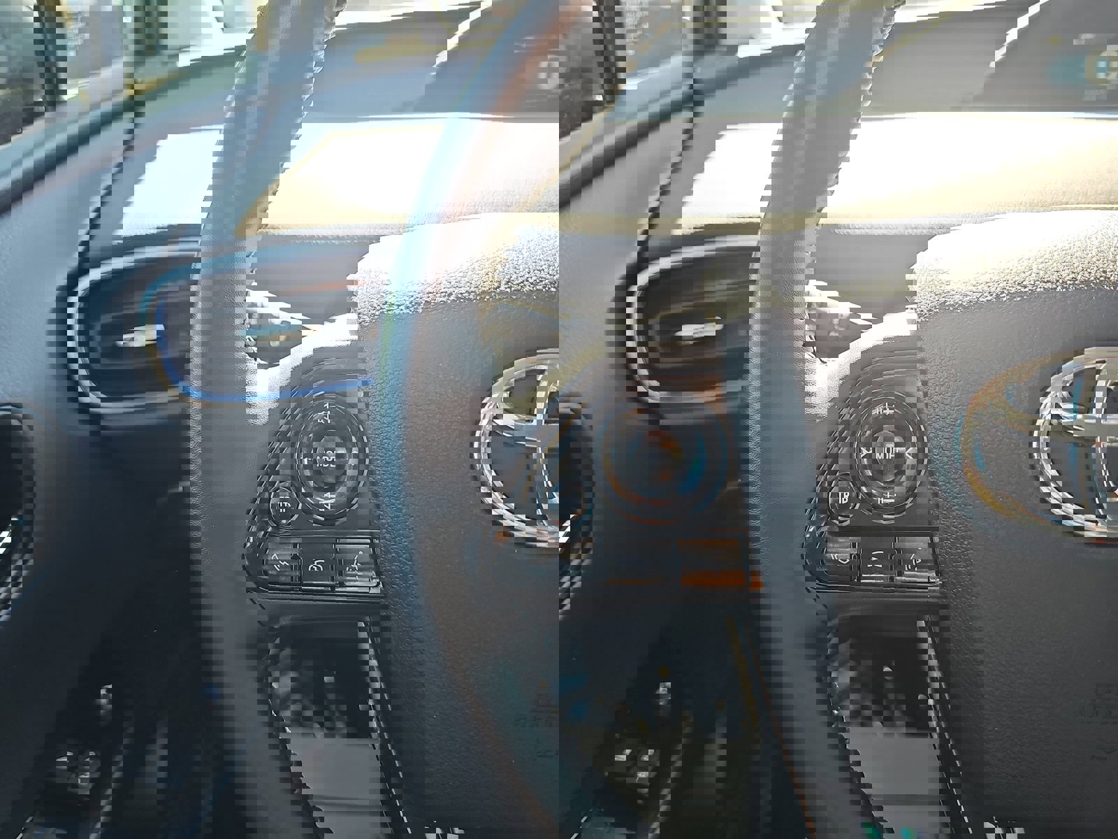 Used 2022 Toyota Prius Limited image 17