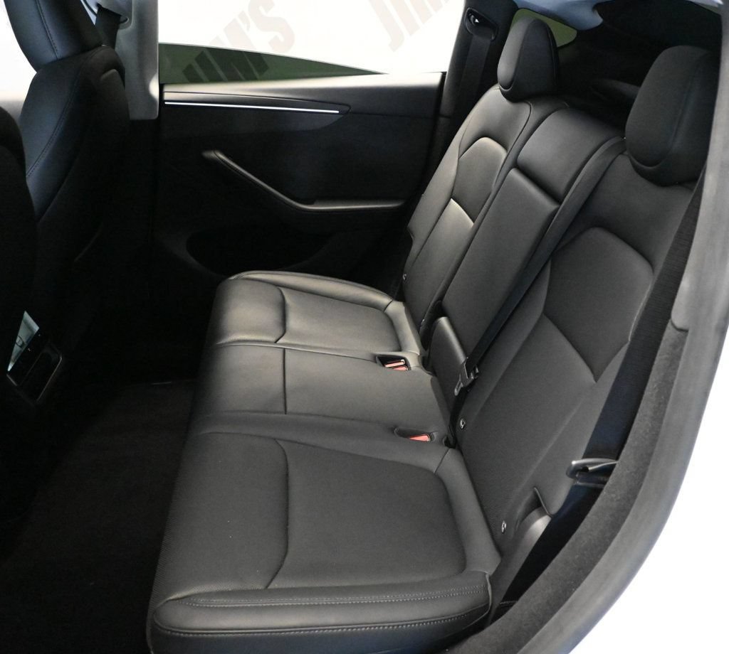 Used 2026 Tesla Model Y Long Range AWD/4WD image 15