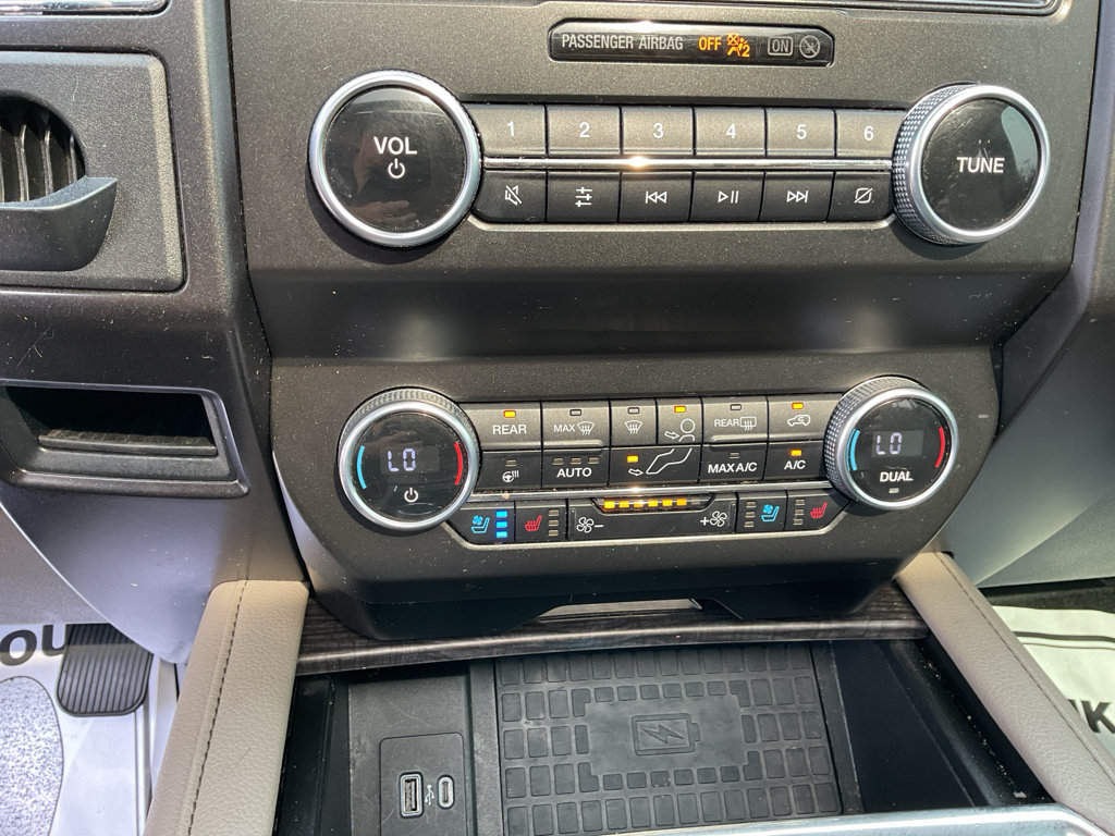 Certified 2021 Ford Expedition Limited RWD image 28
