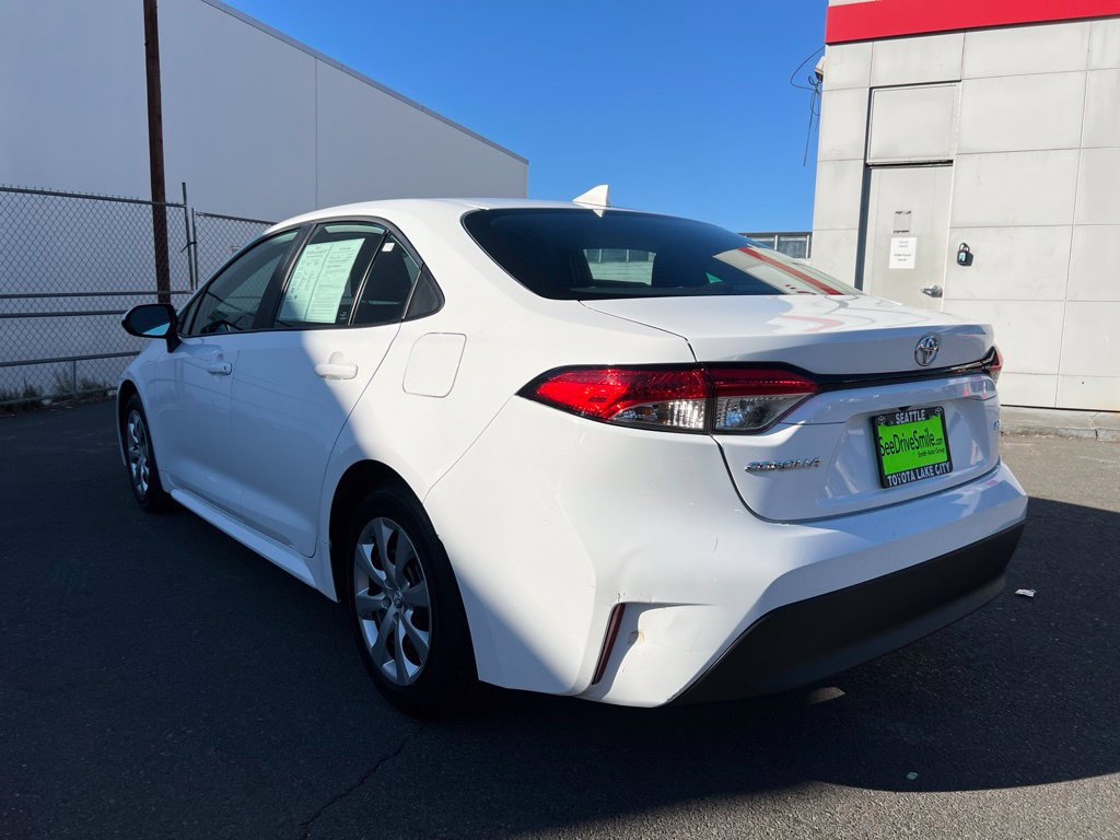 Used 2023 Toyota Corolla LE FWD image 6