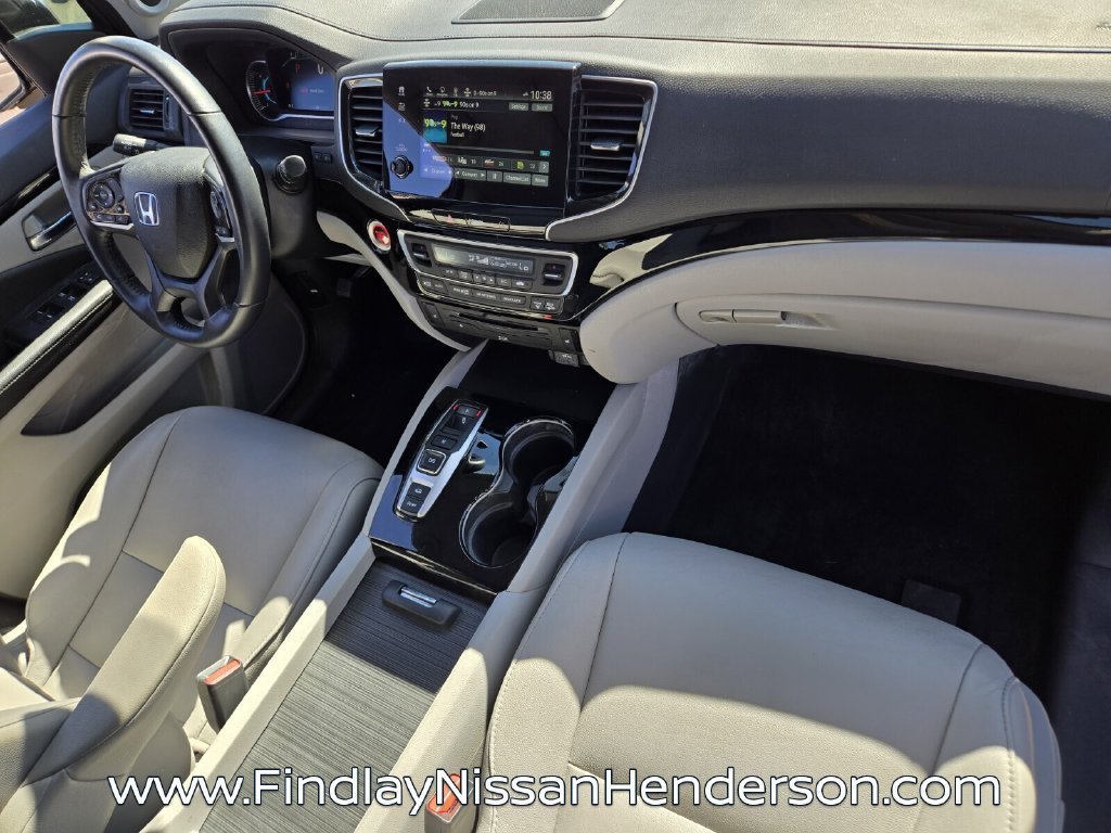 Used 2019 Honda Pilot Touring image 18