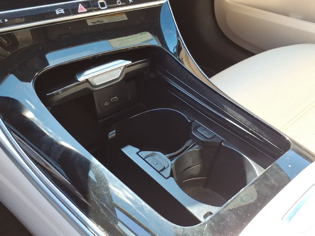 Used 2023 Mercedes-Benz C 300 4MATIC Sedan image 24