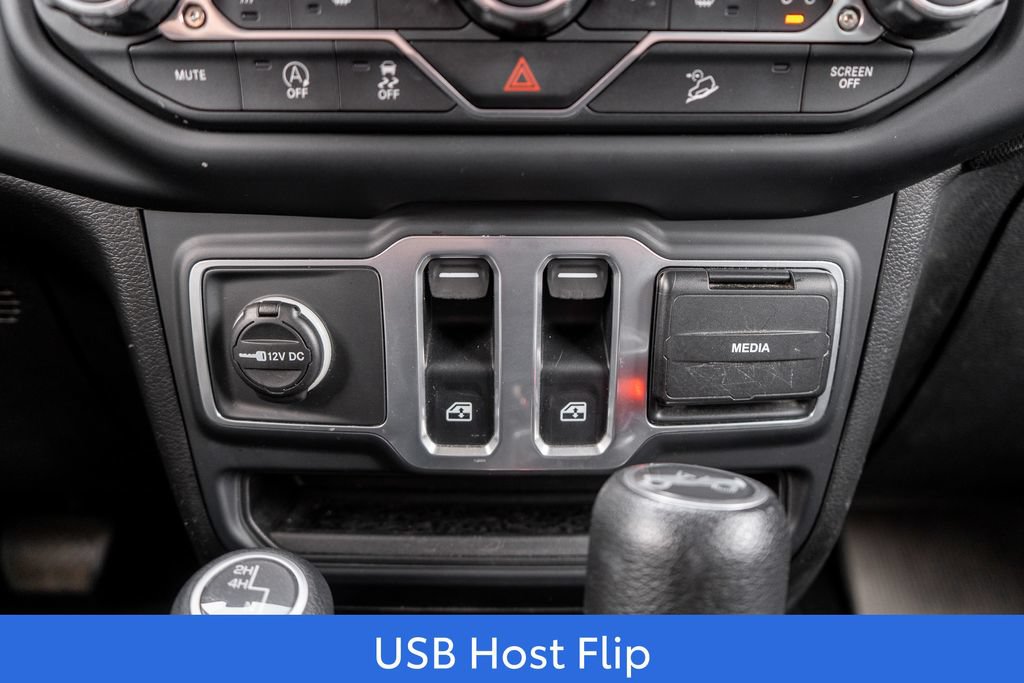 Used 2019 Jeep Wrangler Sport AWD/4WD image 26