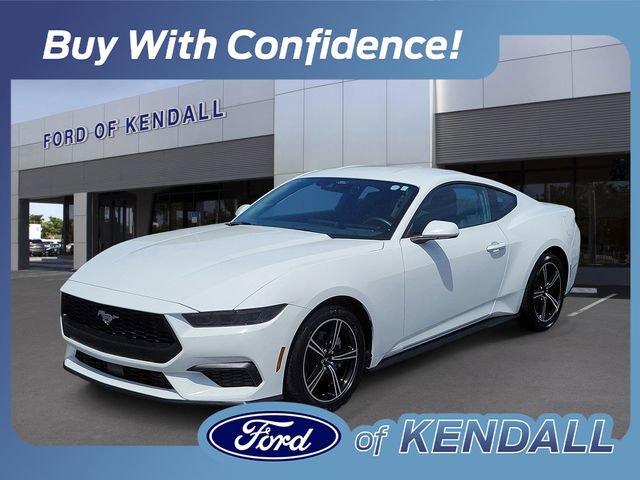 Used 2025 Ford Mustang Coupe RWD image 1